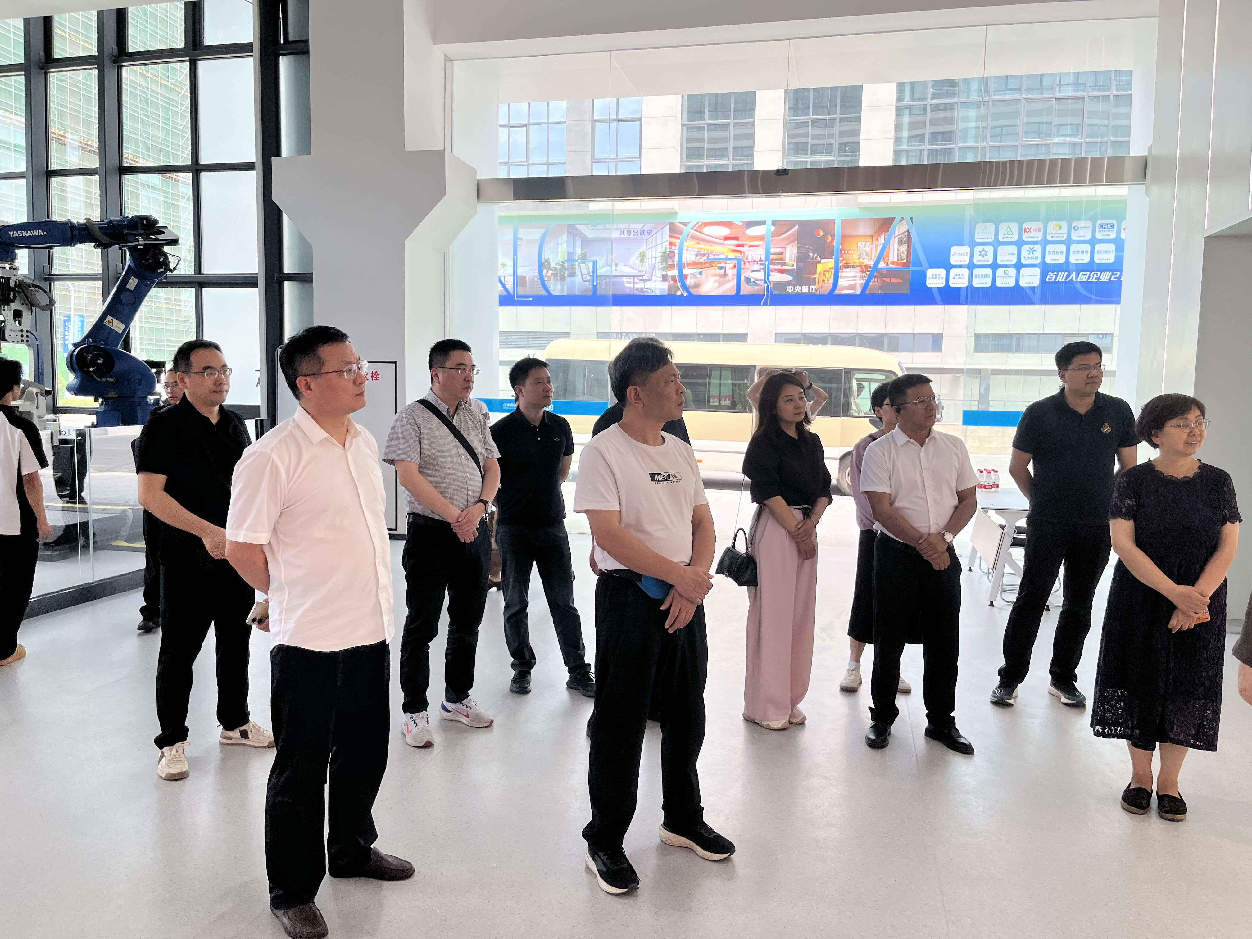 1725935384307099843.jpg 1725935384307099843.jpg