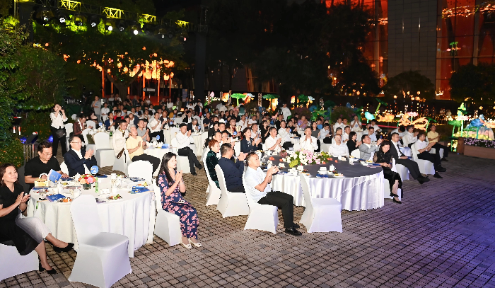 1759045398146081425.png 1.png