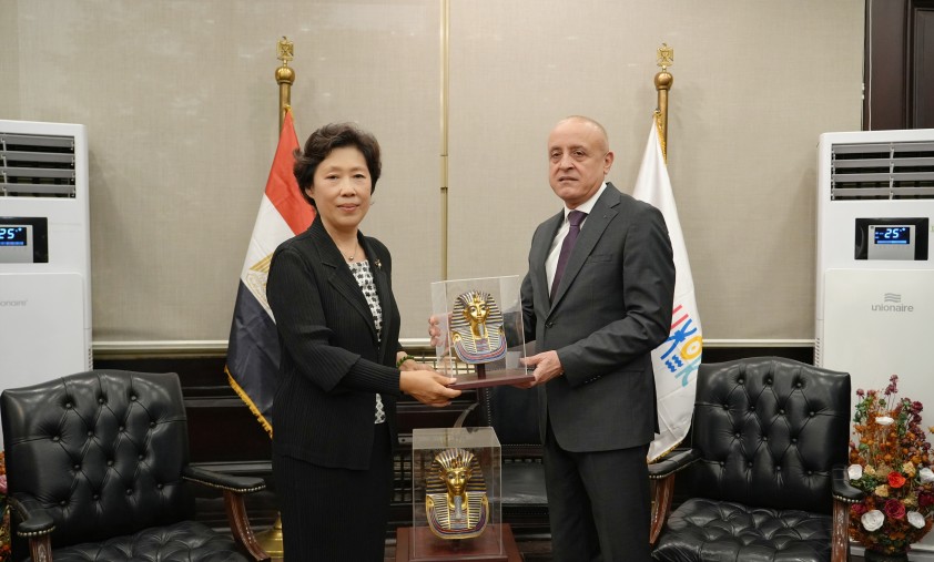 1762843637827061245.jpg 3.jpg